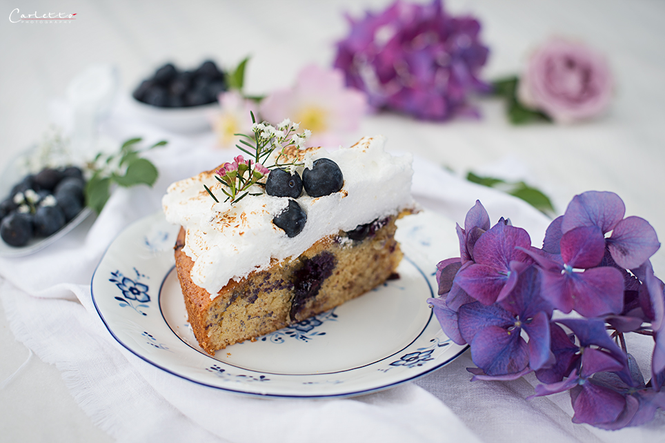 Blueberry flat cake